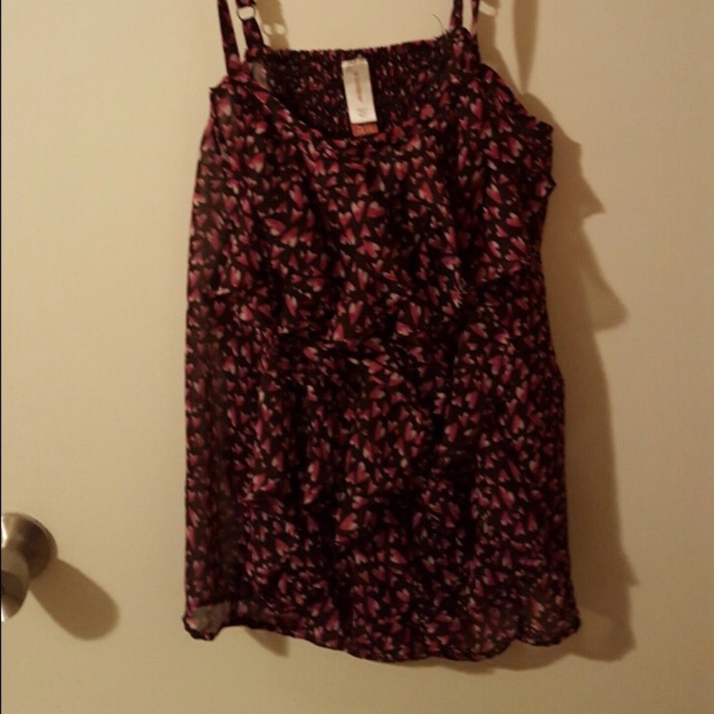 Heart design thin strapped ruffle tank